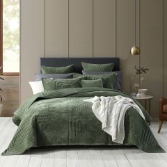 Bianca Samatra Coverlet Set olive