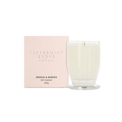 Peppermint Grove Australia Freesia & Berries - Medium Soy Candle 200g