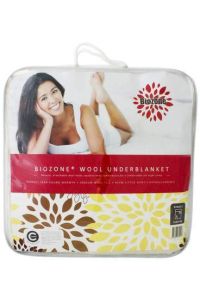 Crestell Biozone wool underblanket reversible QUEEN Bed Size RRP $269