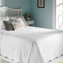 Classic Quilts Antique White Coverlet Set