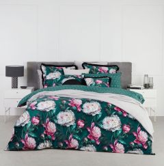 Logan and Mason Platinum Elsa Quilt Cover Set Jewel