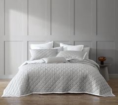 Logan and Mason Essex Bedspread Pewter