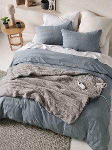 Linen House Sherpa Electric Heated Throw Light Grey