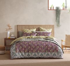 Logan & Mason Kanji Quilt Cover Set Pink