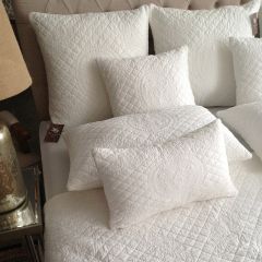 Angads Opal 100% Cotton Quilted Bedspread Set With Two Pillowcases in Ivroy