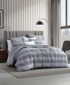 Private Collection Subi Quilt Cover Set Navy