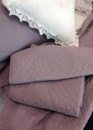 Angads Opal 100% Cotton Quilted Bedspread Set With Two Pillowcases in Mauve